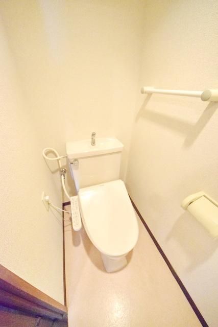 トイレ　別部屋参照