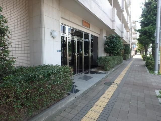 エントランス　★オートロック付き★