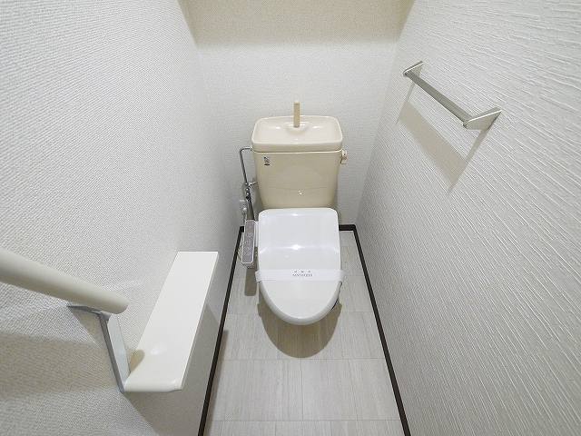 トイレ　シンプルで使いやすいトイレです