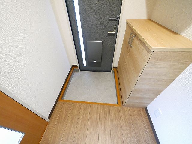 玄関　ゆったりとした玄関です
