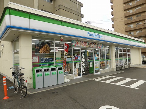 コンビニ　ファミリーマート 刈谷東陽町店（コンビニ）まで57m
