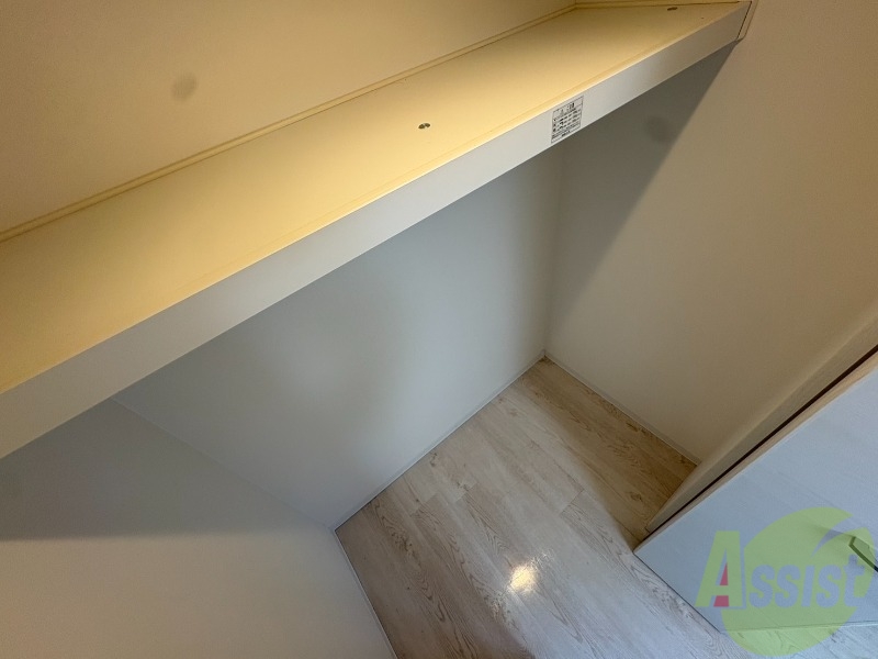 収納　寝室の収納です。部屋がすっきり片付きます。