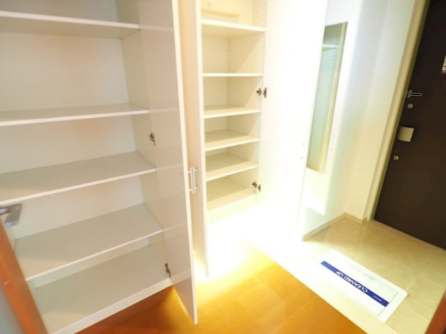 玄関　別部屋参考写真