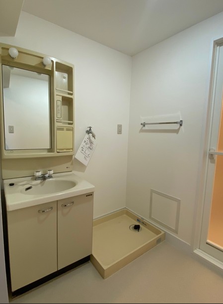 洗面設備　他の部屋の写真になります。