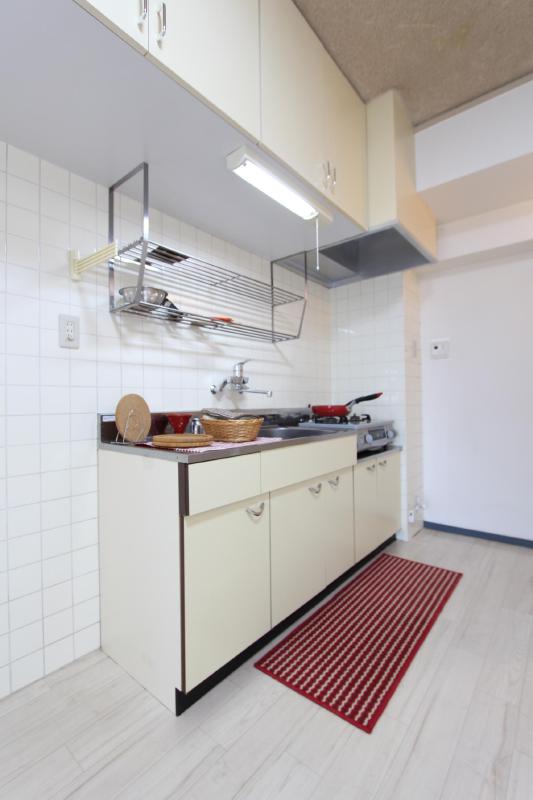 キッチン　同タイプ別部屋写真です。現況優先となります。