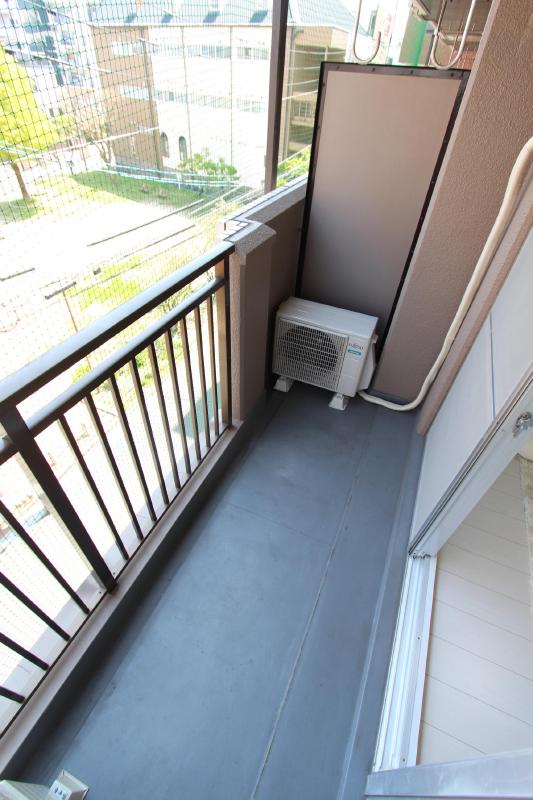 バルコニー　同タイプ別部屋写真です。現況優先となります。