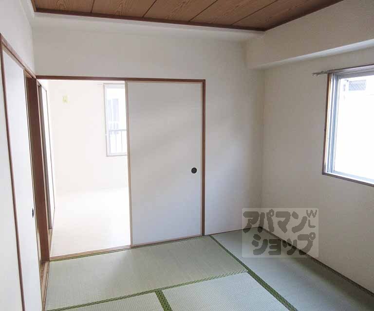 居室・リビング　日当りのいいお部屋です！
