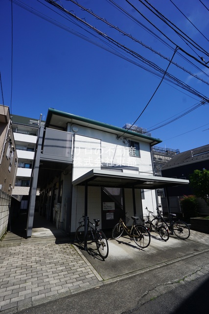 建物外観　インターネット使用料無料なお部屋です。