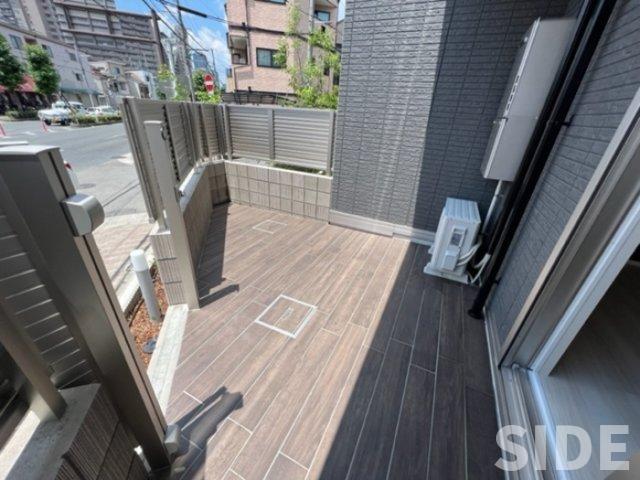 バルコニー
