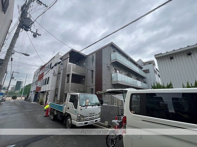地下鉄今里筋線 緑橋駅 徒歩9分 3階建 築1年の外観写真