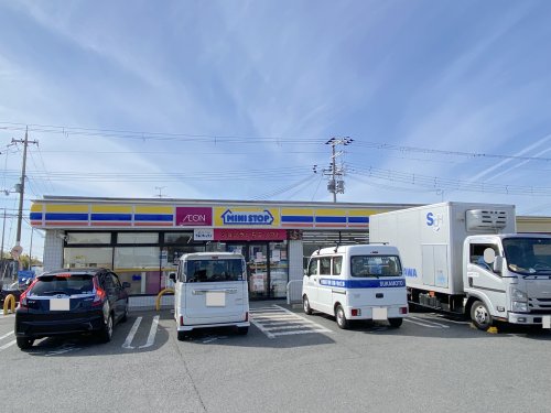 コンビニ　ミニストップ 岸和田星和台店（コンビニ）まで681m