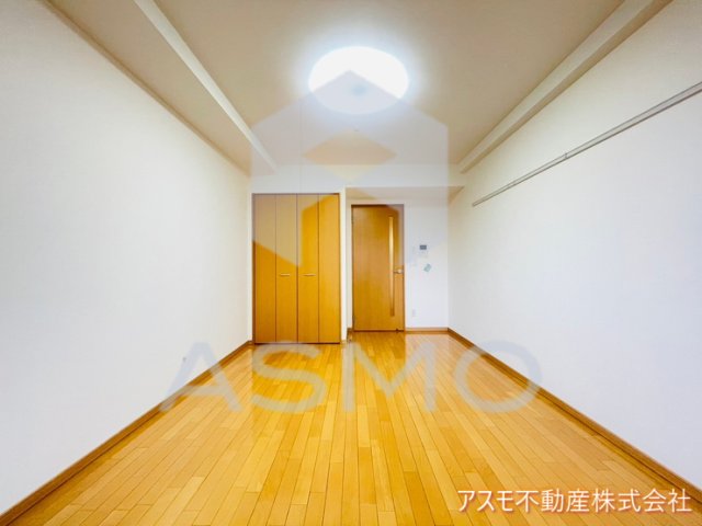 居室・リビング　同マンション別部屋　参考写真