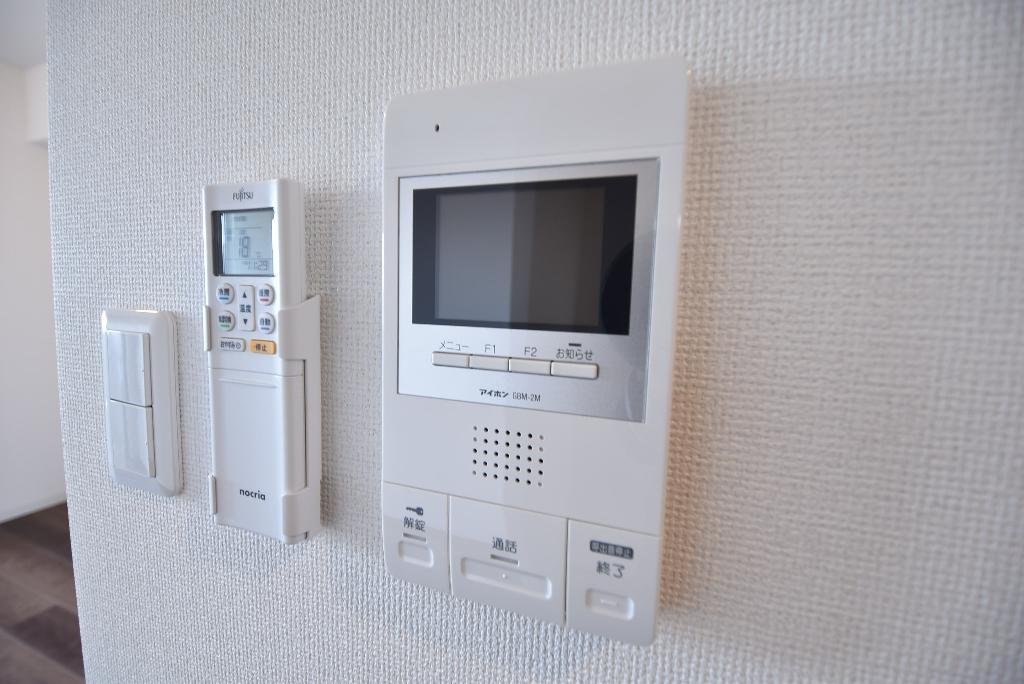 セキュリティ　カメラ付インターホン