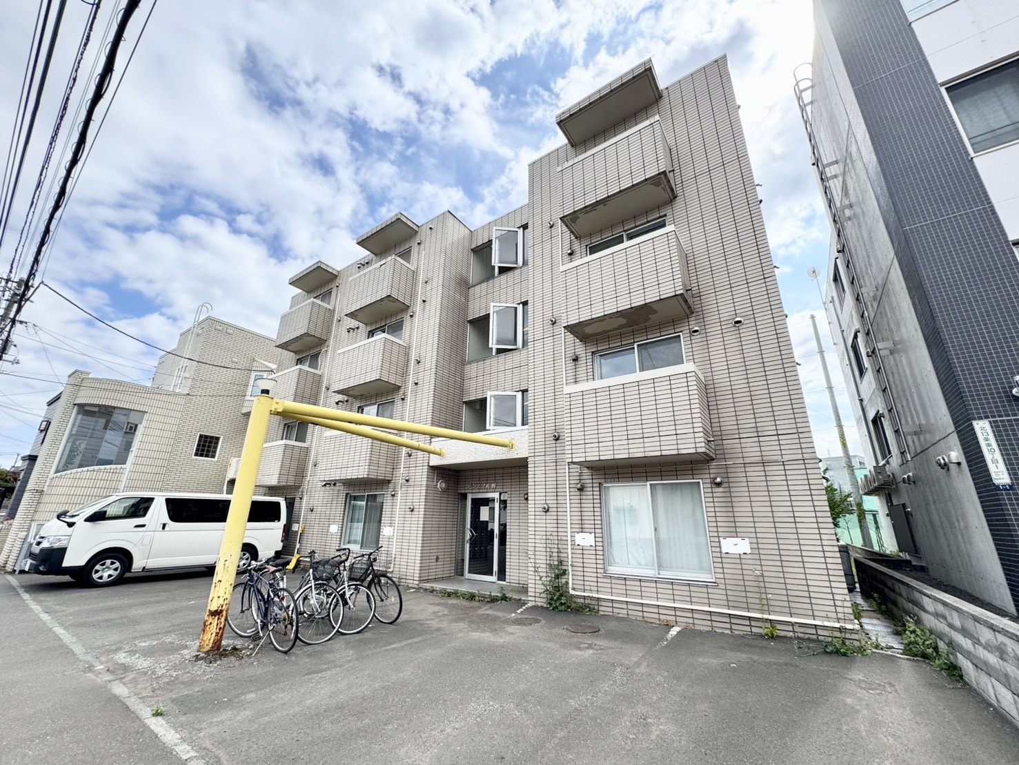 建物外観　【デグネス札幌♪】
