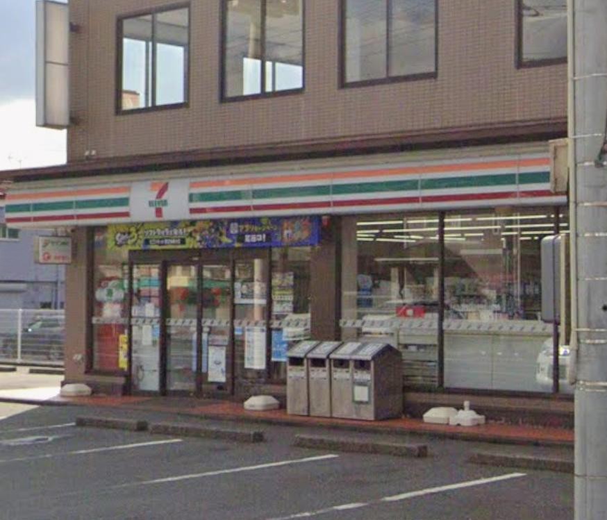コンビニ　セブンイレブン 木更津岩根店（コンビニ）まで159m
