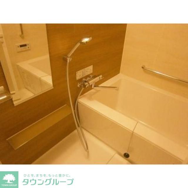 バス・シャワールーム　※写真は同タイプ住戸です。