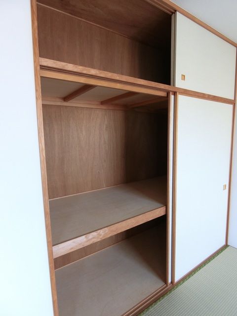 収納　Fタイプ2020年8月撮影 同タイプB508号室の写真です。