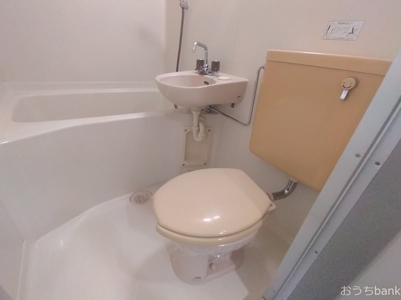 トイレ　清潔感のあるトイレです。