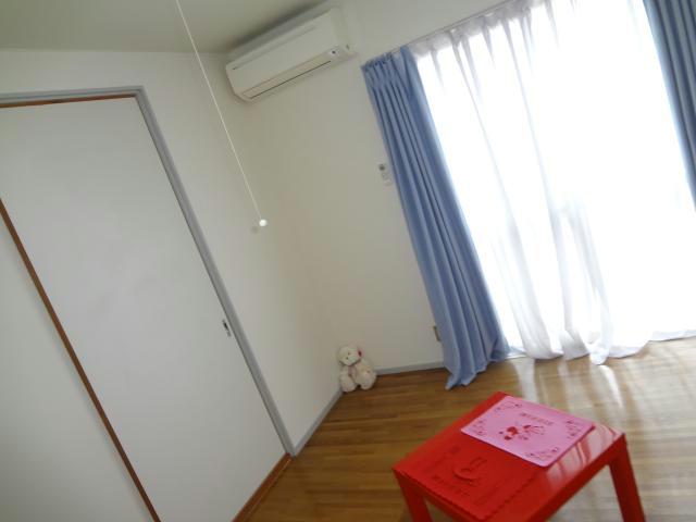シャトレーの居間写真