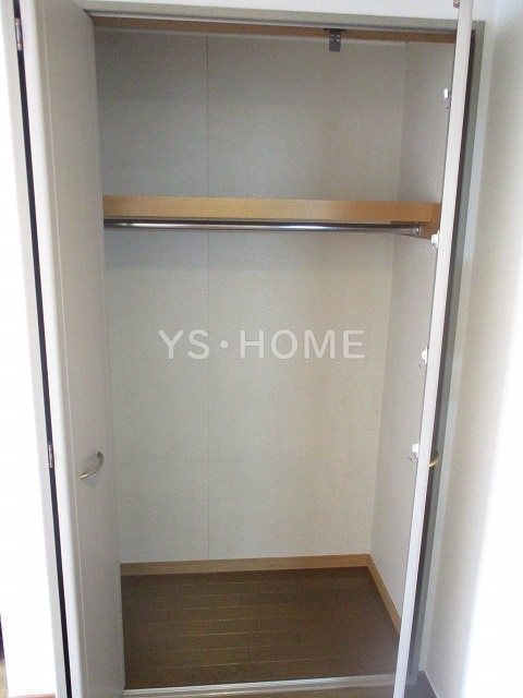 ＪＲ中央線 西荻窪駅 徒歩4分 3階建 築34年の内装写真