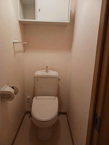 トイレ　落ち着いたトイレです