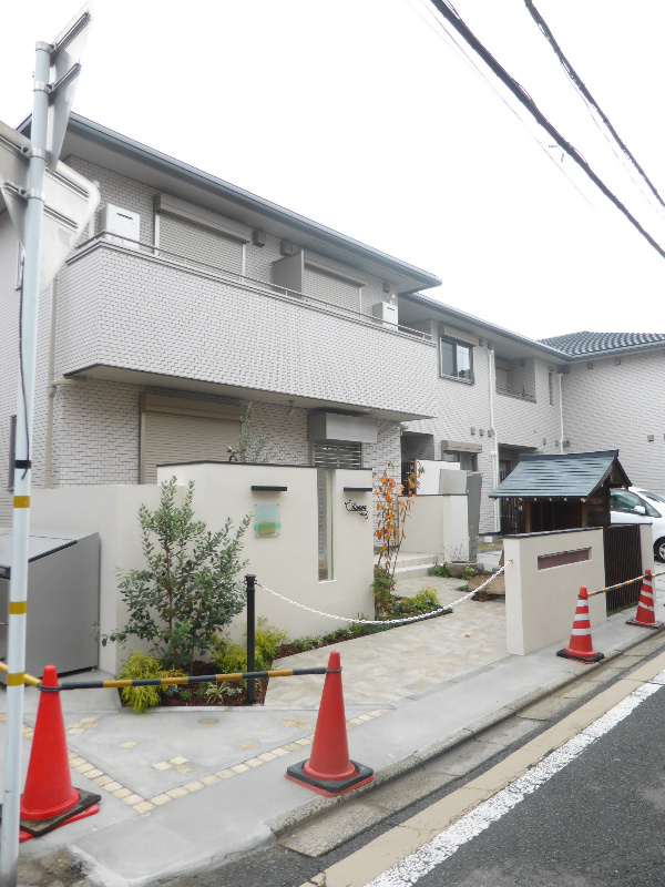 ラシーネ五條の外観写真
