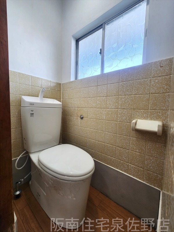 南海本線 羽倉崎駅 徒歩2分 3階建 築54年のトイレ写真