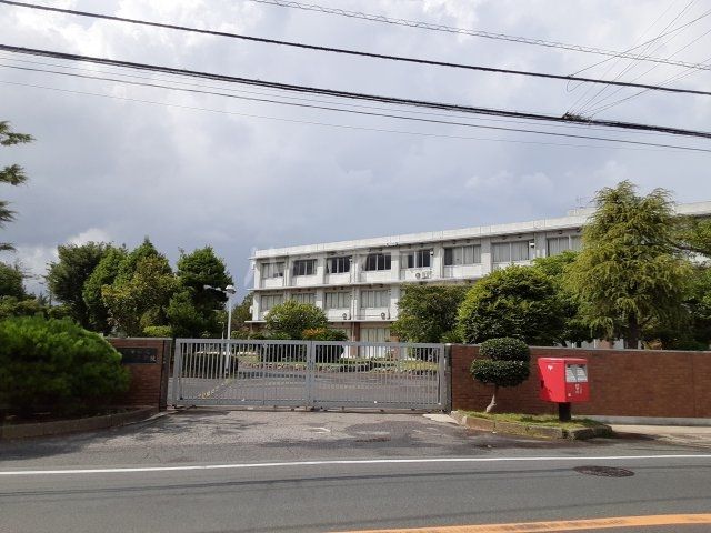 高校・高専　千葉県立国分高校（高校・高専）まで2391m