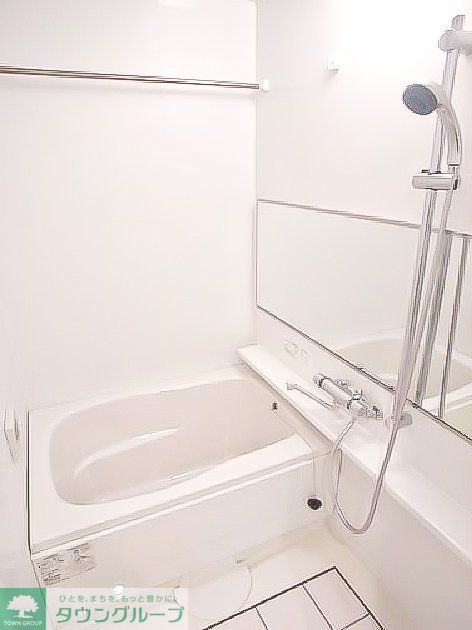 バス・シャワールーム　同物件別部屋のお写真です。現況優先です。