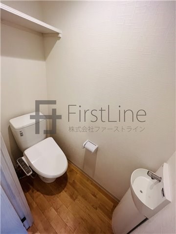 近鉄京都線 竹田駅 徒歩8分 6階建 築9年のトイレ写真