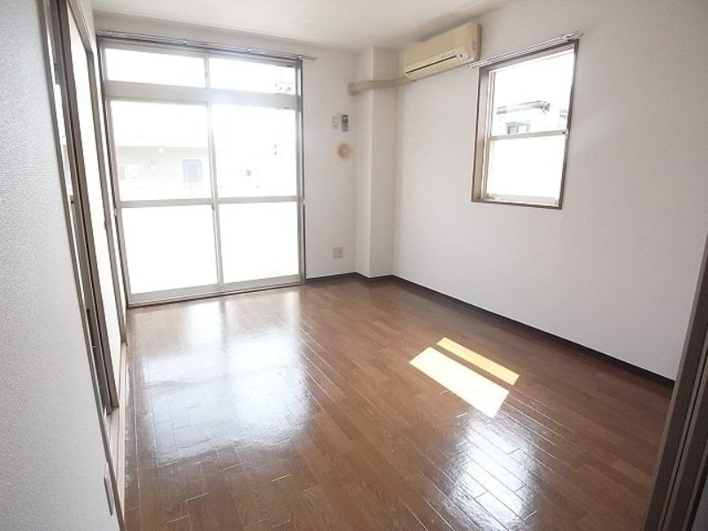 居室・リビング　図面と現状に相違がある場合には現状を優先