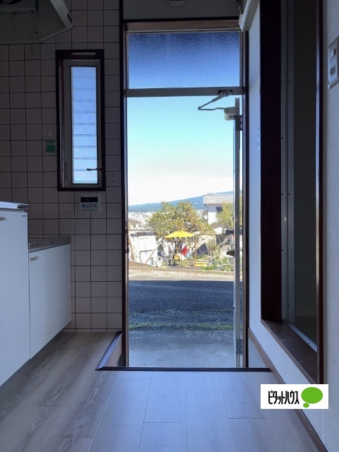 ブルーハイツSの玄関写真
