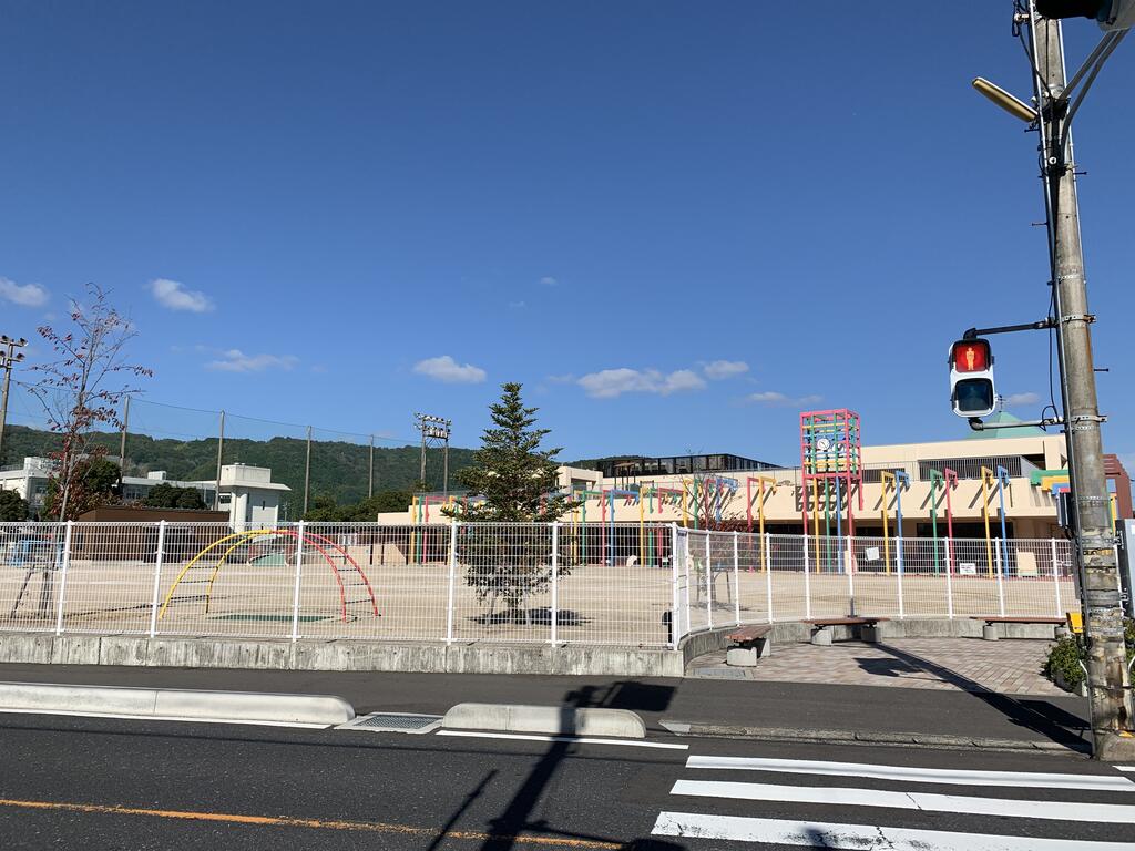 幼稚園・保育園　和木町立和木こども園（幼稚園・保育園）まで727m