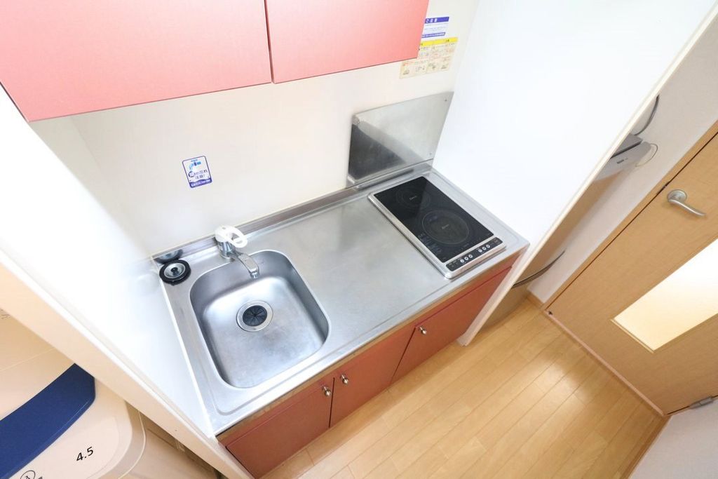 ＪＲ総武線 船橋駅 徒歩18分 3階建 築19年のキッチン写真