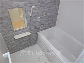 バス・シャワールーム　サーモ付きシャワー水栓