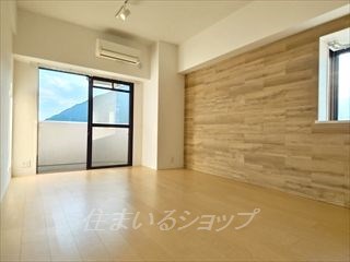 居室・リビング　明るい角部屋です！