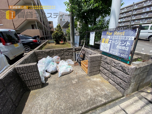 ＪＲ総武線 西船橋駅 徒歩13分 3階建 築35年の外観写真