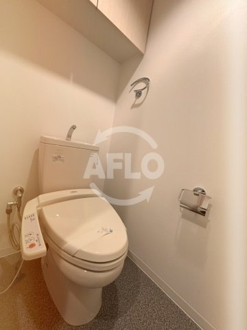 地下鉄御堂筋線 心斎橋駅 徒歩5分 37階建 築18年のトイレ写真