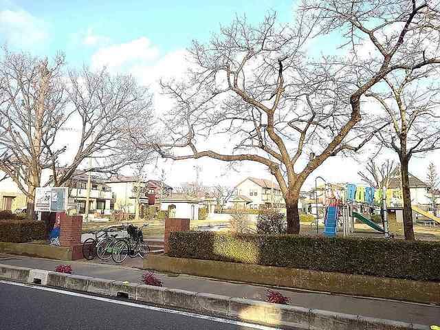公園　稲荷下根公園（公園）まで110m