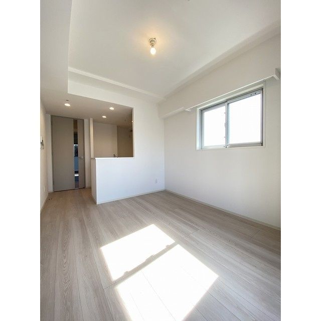 居室・リビング　(別タイプ参考写真)グランカーサ板橋本町　板橋区本町
