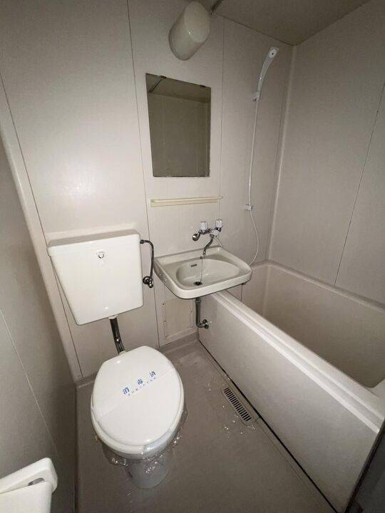 バス・シャワールーム　浴室