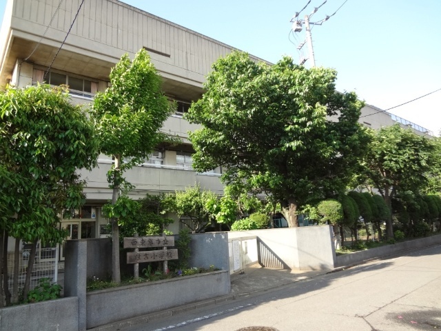 小学校　西東京市立住吉小学校（小学校）まで200m