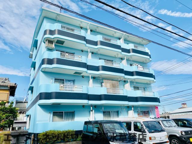 【静岡市清水区楠新田のマンションの建物外観】