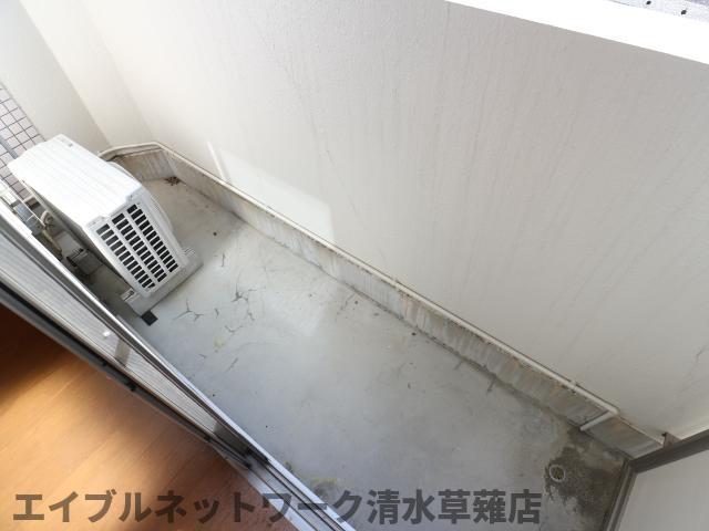 バルコニー　お洗濯にも便利なバルコニー付き