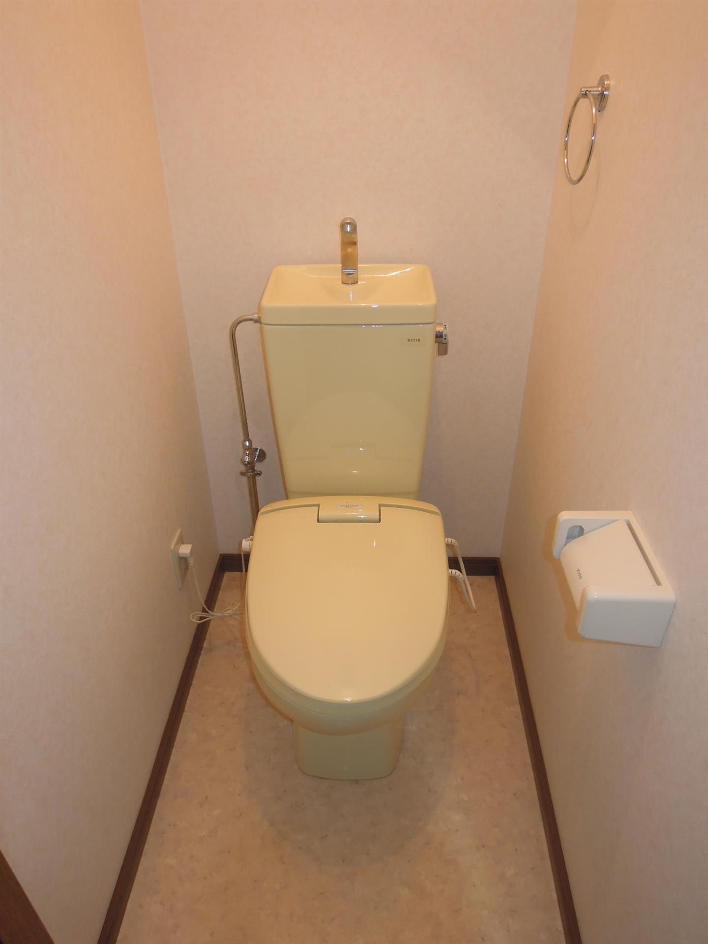 トイレ　※室内イメージ