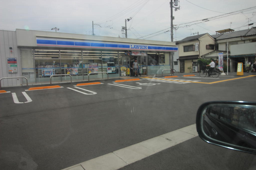 コンビニ　ローソン守口南寺方北通一丁目店（コンビニ）まで314m