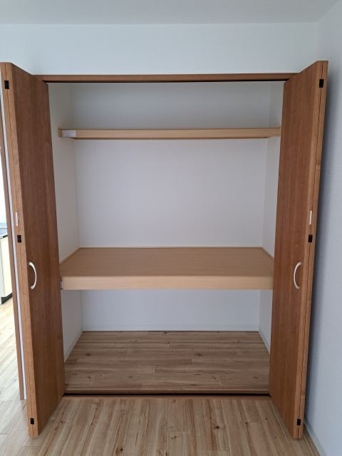 収納　洋室収納