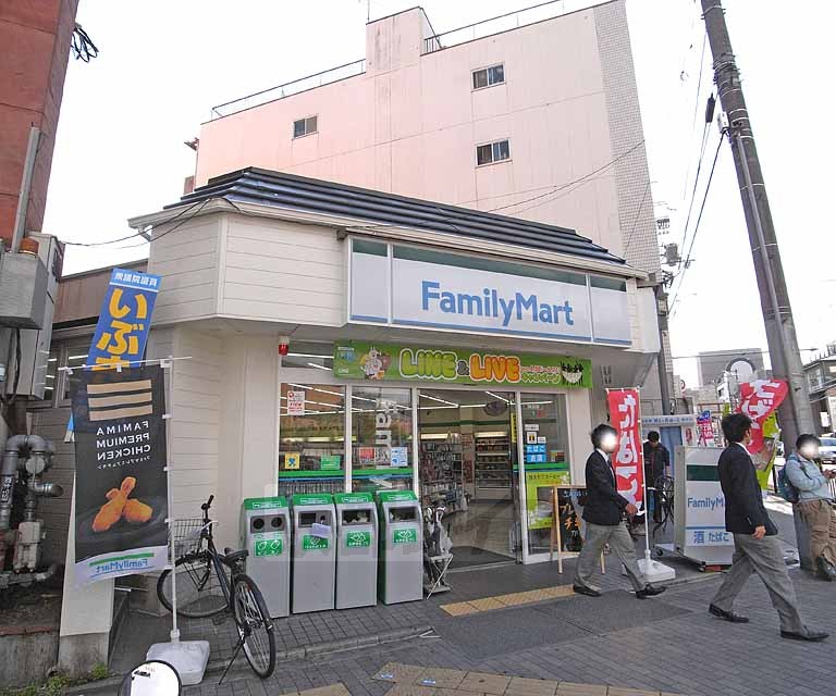 【京都市上京区上立売東町のマンションのコンビニ】