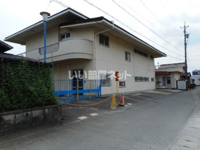 【伊勢市御薗町高向のアパートの幼稚園・保育園】