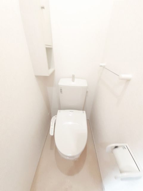 【東松島市大曲のアパートのトイレ】